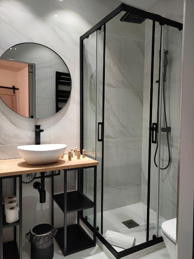 Apartamentos Wur Мадрид Екстериор снимка