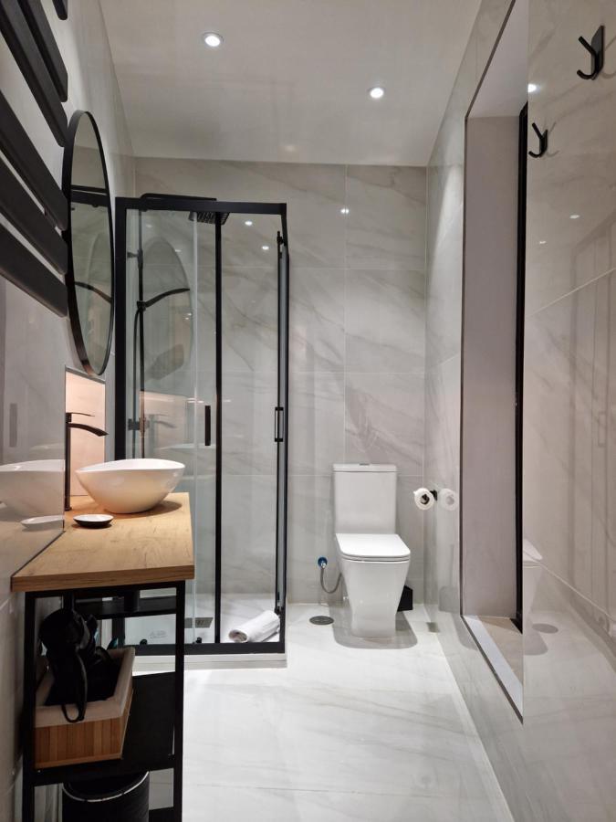 Apartamentos Wur Мадрид Екстериор снимка