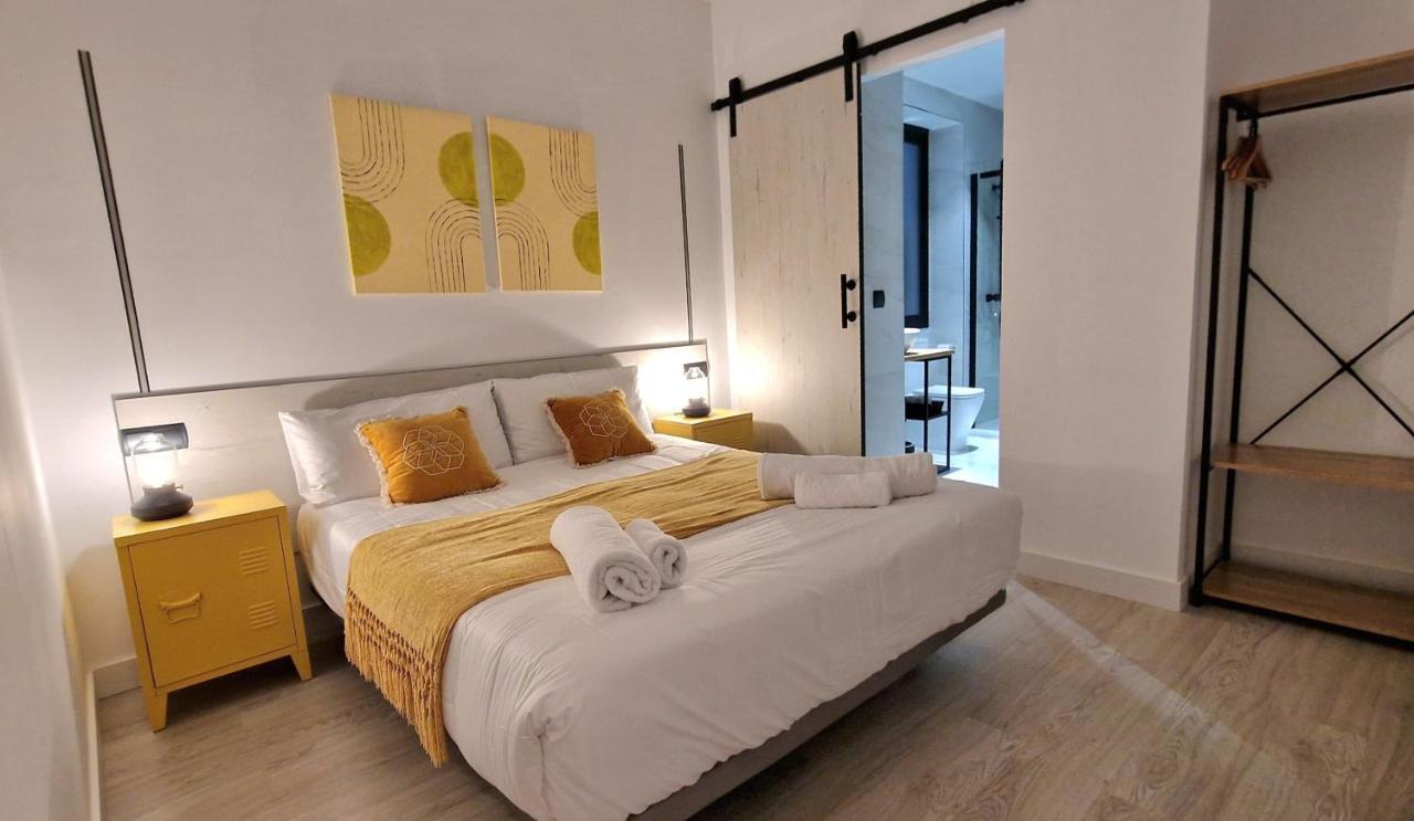 Apartamentos Wur Мадрид Екстериор снимка