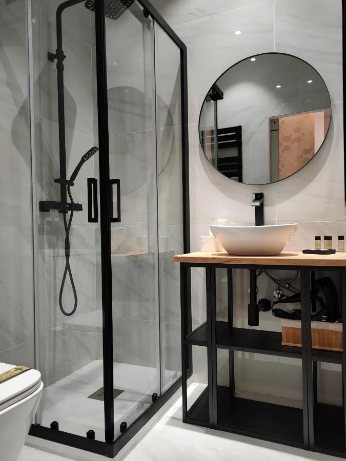 Apartamentos Wur Мадрид Екстериор снимка