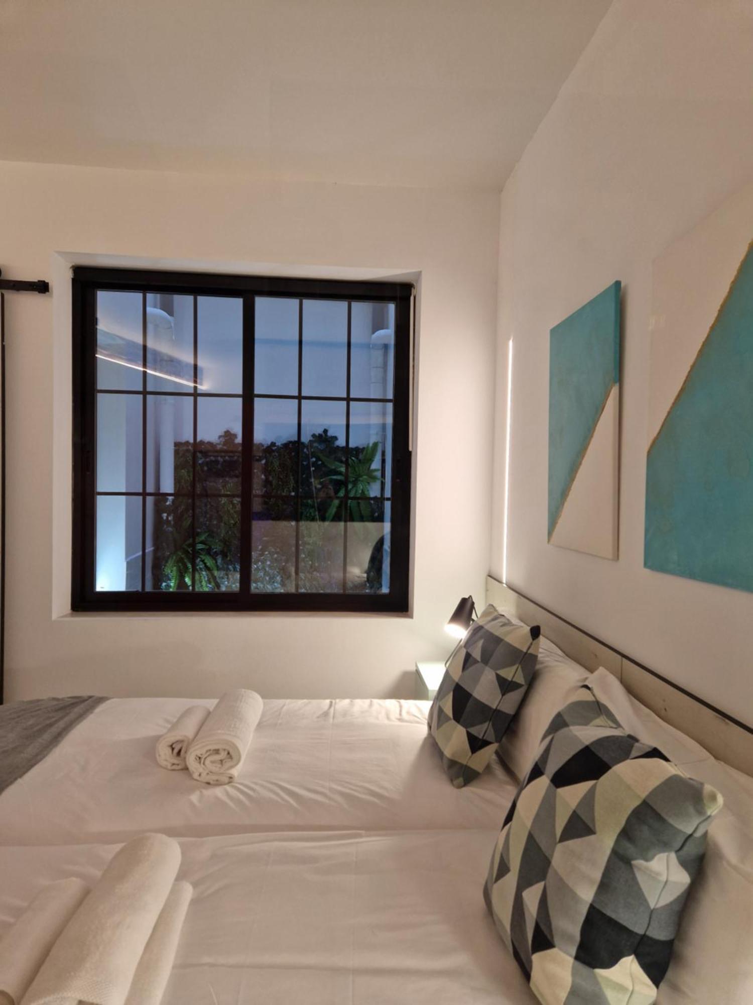 Apartamentos Wur Мадрид Екстериор снимка