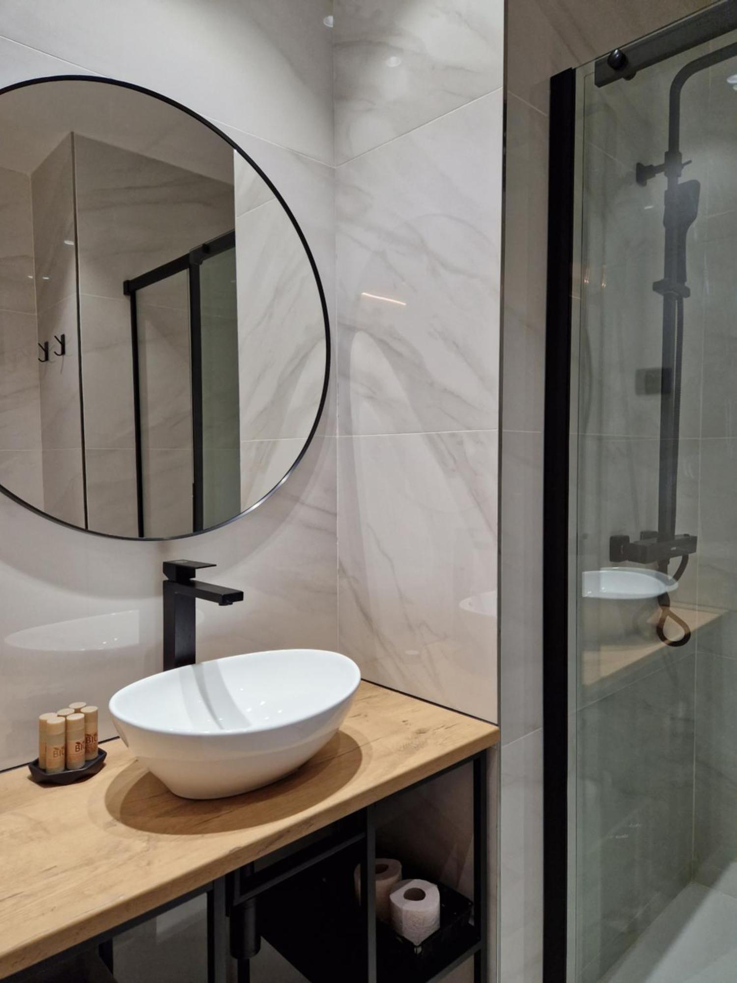 Apartamentos Wur Мадрид Екстериор снимка
