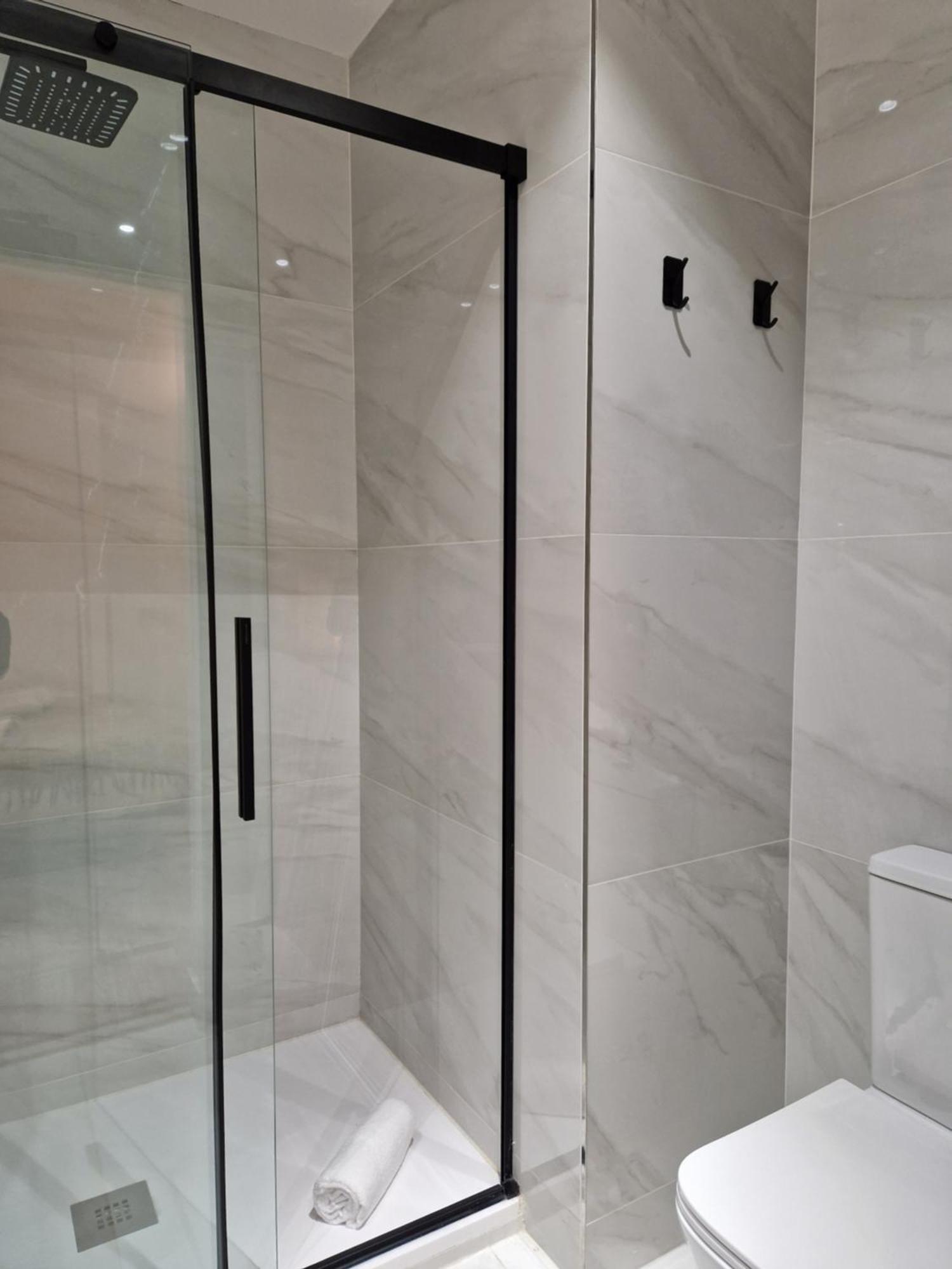 Apartamentos Wur Мадрид Екстериор снимка